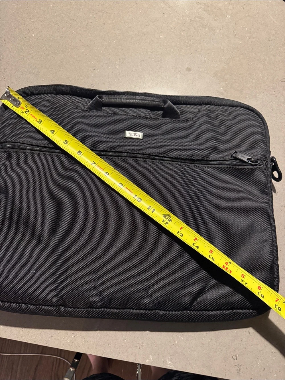 TUMI Black Laptop Briefcase - Sleek Professional Carrying Case